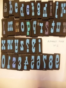 Alphabet mousse-2- (Copier)